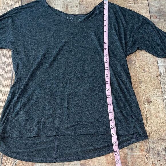 Everlane Grey Long Sleeve Top rayon size S - Picture 9 of 12